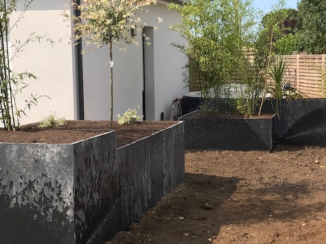 Bacs de plantation en pailis ardoise