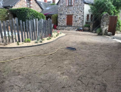 Séparation en piquets d&rsquo;ardoise